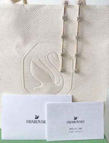 새상품급 SWAROVSKI 드롭 귀걸이 로즈 골드 정가 24,200엔