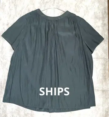 새상품급 SHIPS 반팔 블라우스 진한 그린