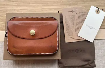ARTS & CRAFTS 예술과 공예 ELBAMATTTWIN PURSE