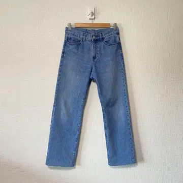유니클로 JW ANDERSON 스트레이트 데님 24 블루