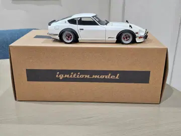 ignitionmodel 1/18 닛산 페어 레이디 Z S30