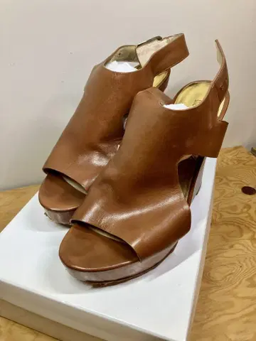 MICHAEl KORS 마이클코어스 샌들 웨지솔