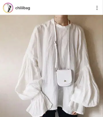 chiiibag 치이백 지갑 목걸이 화이트
