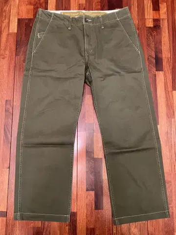 EDWIN New Vintage 치노 팬츠 올리브