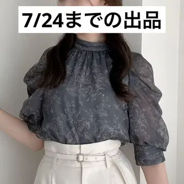 톤 플라워 개더 블라우스