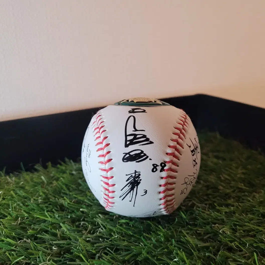 Small size) 2003 Fukuoka Hawks Championship Commemorative
