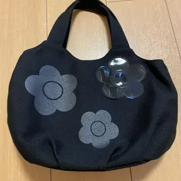 마리콴트 MARY QUANT 핸드백 데이지 에나멜 로고