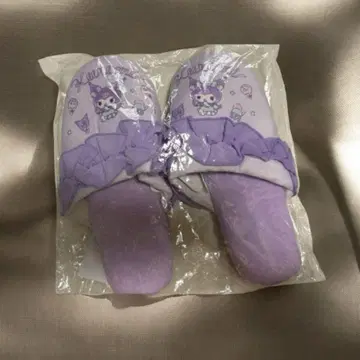산리오 캐릭터 프릴 슬리퍼
