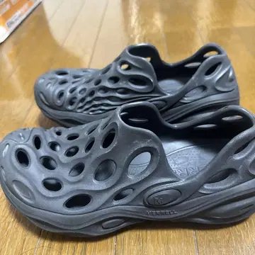 머렐 메쉬 샌들 블랙