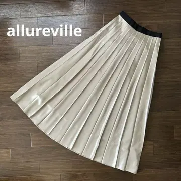 미사용급 allureville 알아바일 새틴 와이드 플리츠 스커트