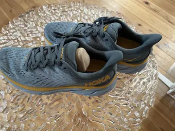 HOKA (호카)의 Clifton 9 (클리프톤 9) 26.5cm