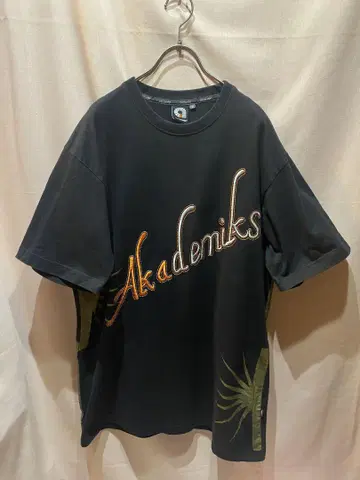 Akademiks 블랙 티셔츠 그래픽 디자인