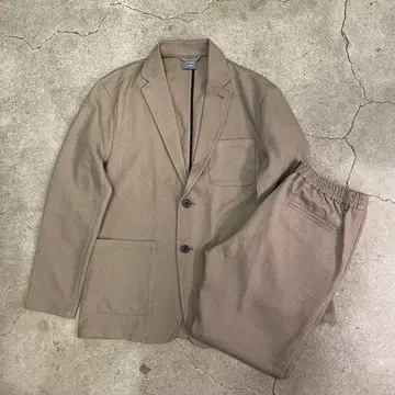NEW BALANCE 뉴발란스 셋업 수트 베이지 M