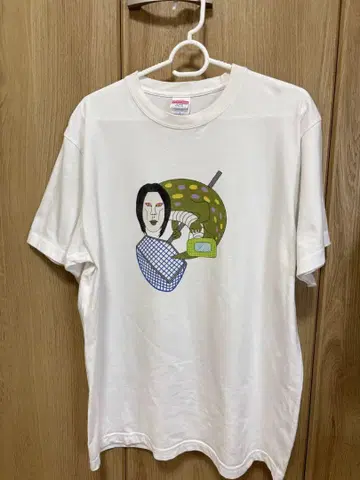 오로친유 티셔츠 L 사이즈