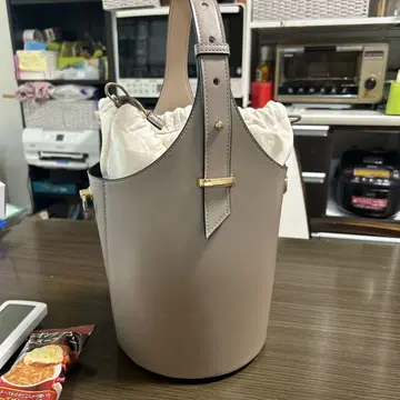 23구 버킷 숄더