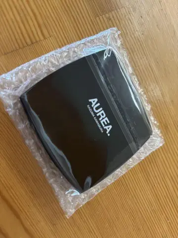 카와무라 카즈마의 첫 프로듀스 브랜드 AUREA. 오레아 오리지널 거울
