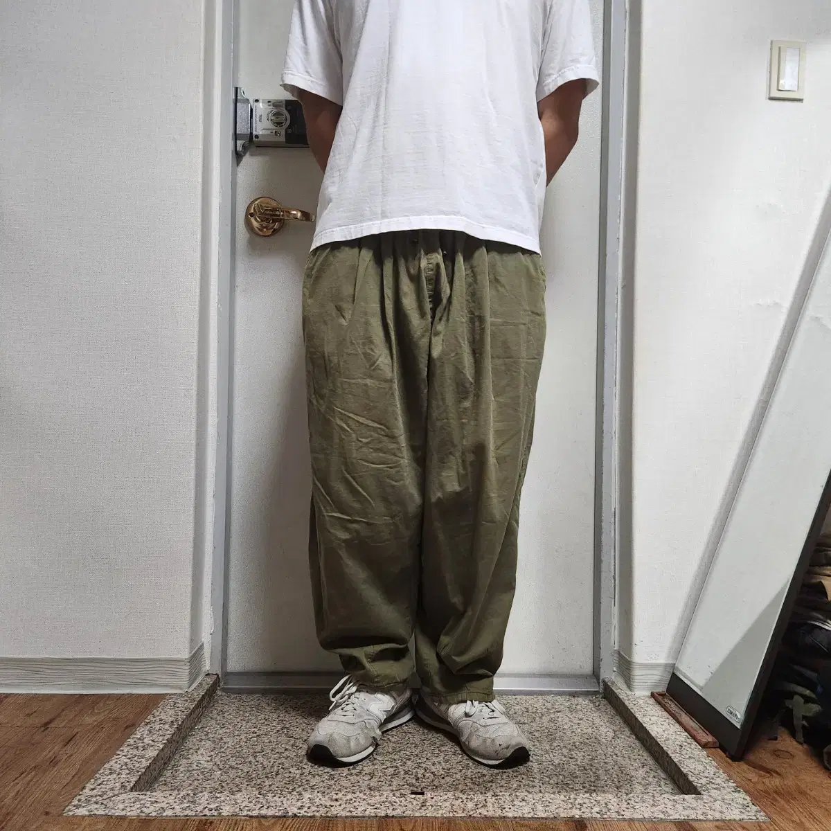 【JEMUT】Craw wide cargo balloon pants JEMUT】Craw wide cargo balloon pants (Jemut/ボトムスその他