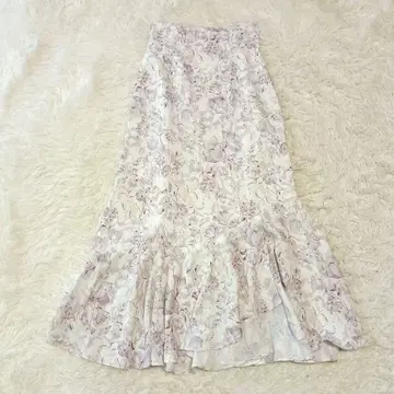 LILLIAN CARAT 릴리안 캐럿 플라워 프린트 플레어 스커트