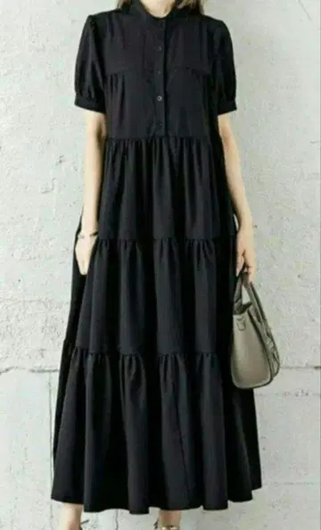 신상품 미사용 원피스 롱 원피스 반팔 M 사이즈