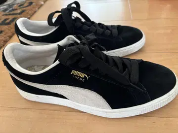 Puma 스웨이드 블랙스 스니커즈