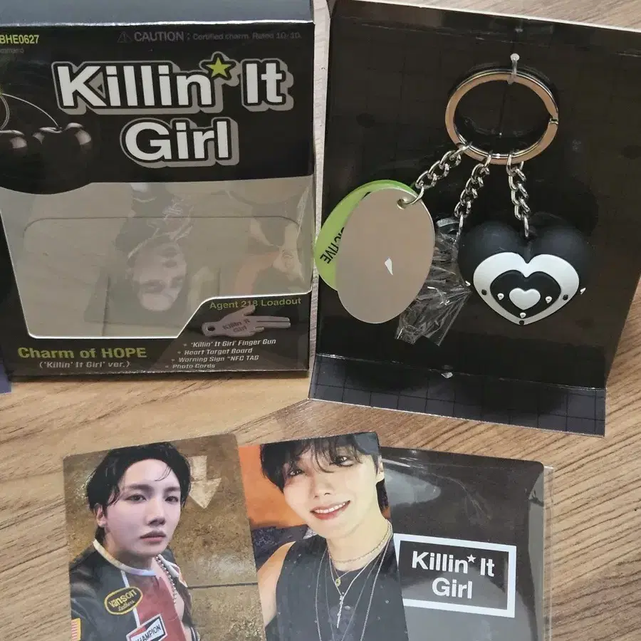 ②BTS j-hope Charm of HOPE 3種セット (未開封、特典付 j-hope - Charm of HOPE (3 Version Set) | KPOPMART.COM