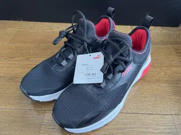 Puma Ferrari 블랙/레드 스니커즈