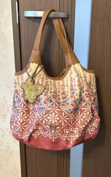 컨디션 최상 안나수이 ANNA SUI 꽃무늬 토트백 참 포함