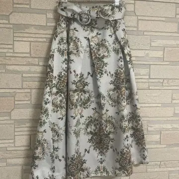 앙 아나자 앙젤라스 꽃무늬 스커트
