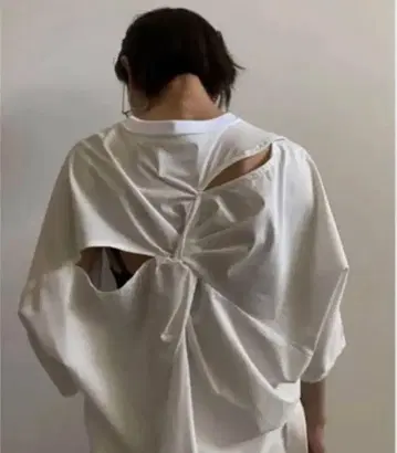 아메리 화이트 셔츠 반팔