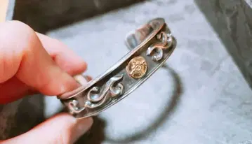 퍼스트 애로우즈