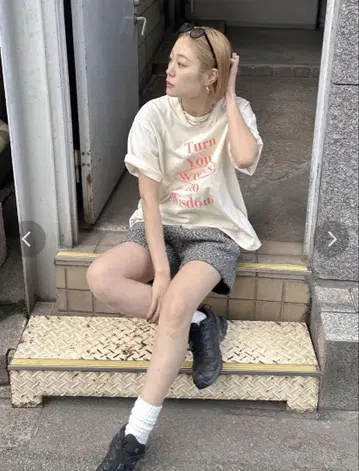 언그리드 니트 하프 팬츠