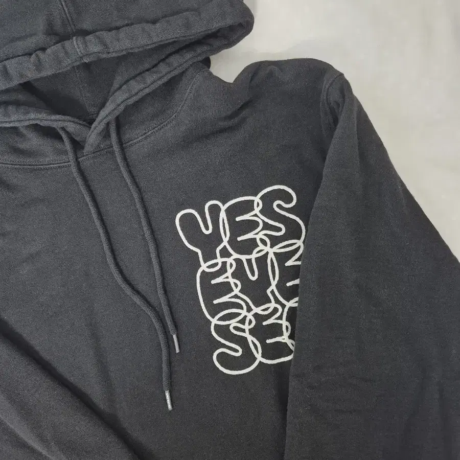 YESEYESEE | 예스아이씨 Yeseyesee Big Logo Gray Hoodie on