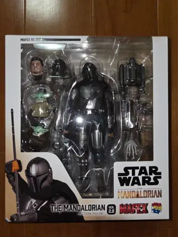 MAFEX 마펙스 만다로리안 No.200 Ver.2.0 미개봉품