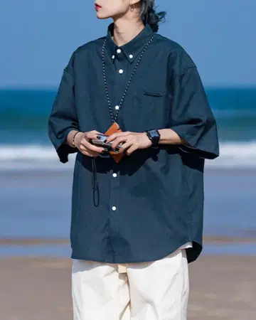 prips 새상품 Button-Down Short Sleeve Shirt