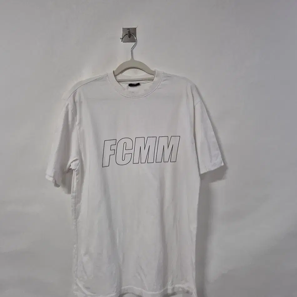 Shop Fcmm티셔츠 on Bunjang Global Site - No more Korean account!