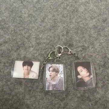 K-POP 사진이 들어있는 키링 3개 세트 BTS