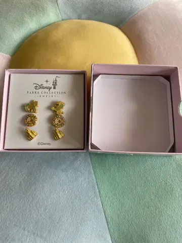 판타지 랜드 귀걸이 디즈니 PARK COLLECTION