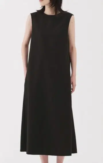 바람이 잘 통하는 스트레치 축구 슬리브리스 원피스 MUJI L