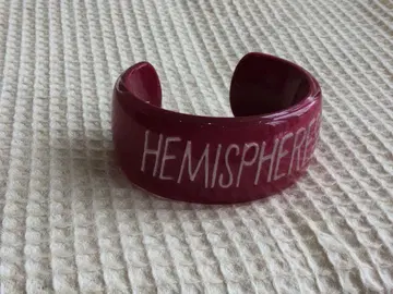 미사용 새상품 HEMISPHERES(헤미스페어) 버건디 뱅글