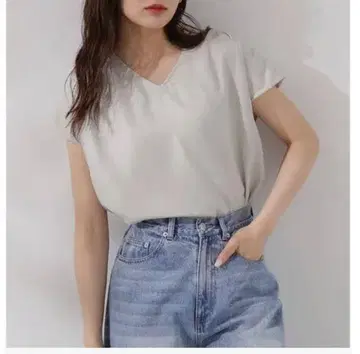프로포션 바디 드레싱 어깨 개더 V넥 블라우스 그린