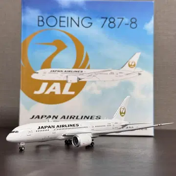 Phoenix JAL B787-8 금의 학 마루 일본항공 JA835J