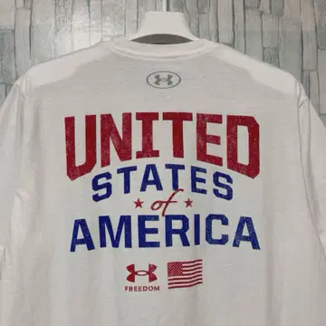 판매 상품 언더아머 freedom USA 미국 반팔 티셔츠 L