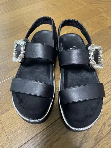 긴자 카네마츠 샌들