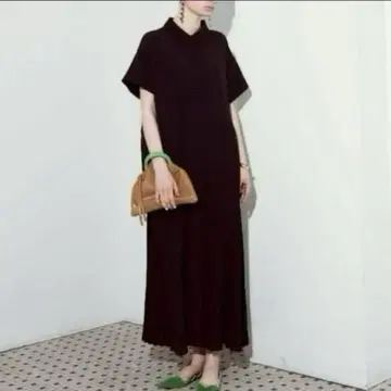 새상품급 manana suerte 비대칭 플리츠 원피스 블랙