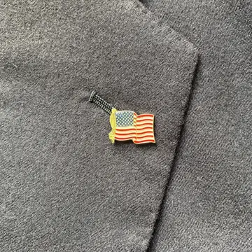 BROOKS BROTHERS/ 성조기 라펠 핑