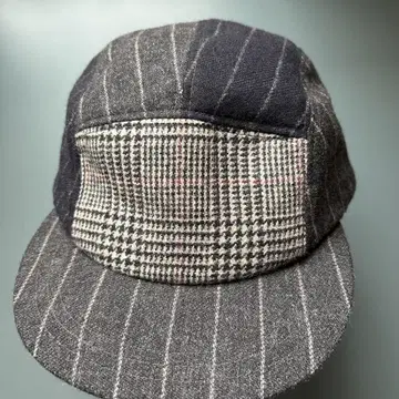 유나이티드 아rows & SONS 라로즈 팔리스 캡