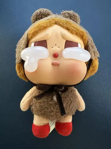 POP MART Cry Baby Crying Again 곰