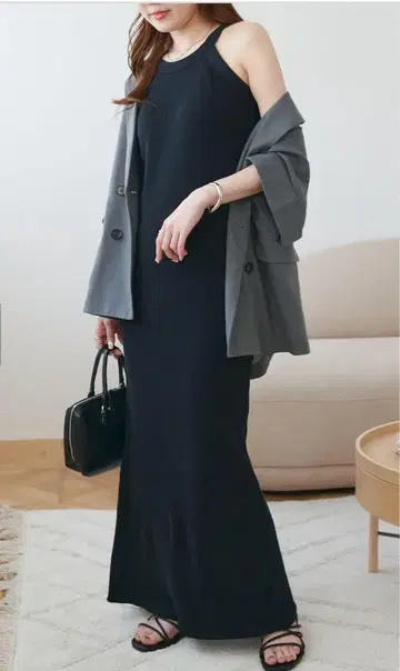 새상품 슬리브리스 롱 원피스 블랙