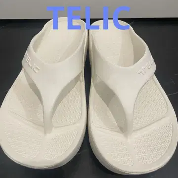 (새상품급) TELIC 리커버리 소프트 화이트 비치 샌들