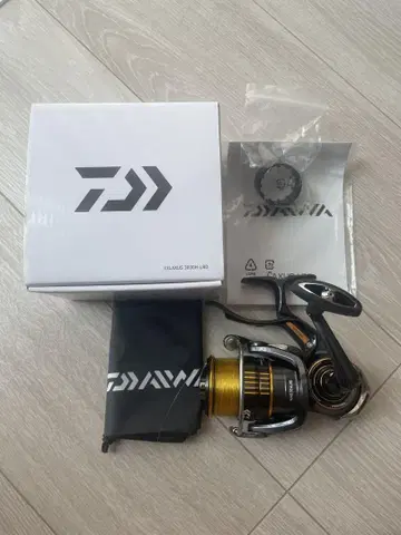 Daiwa 23LAXUS 3000H-LBD 낚시릴